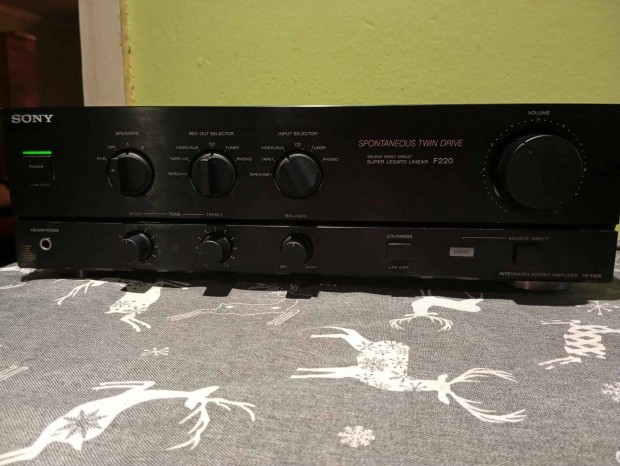 Sony F-220 Stereo Ersit