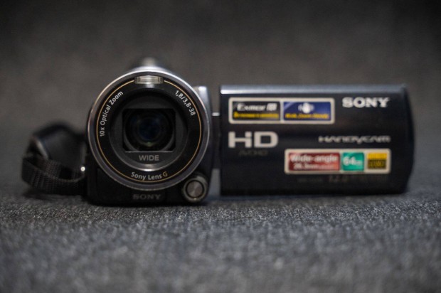Sony HDR CX-550 Full HD videókamera 5.1 hanggal