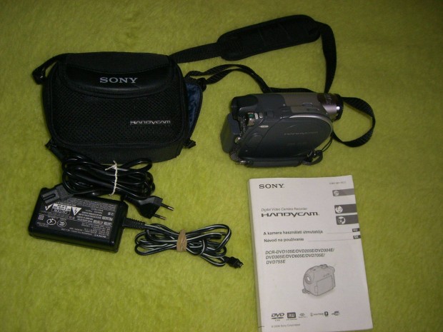 Sony Handycam DCR-DVD 105E vide kamera elad !