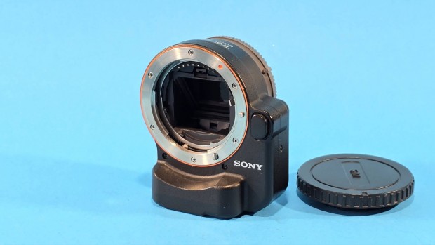 Sony LA-EA2 adapter 