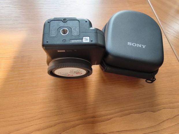 Sony LA-EA4 adapter