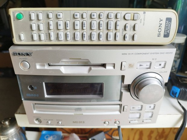 Sony MD313 mini hi-fi cd, tuner, minidisc, tvirnyt