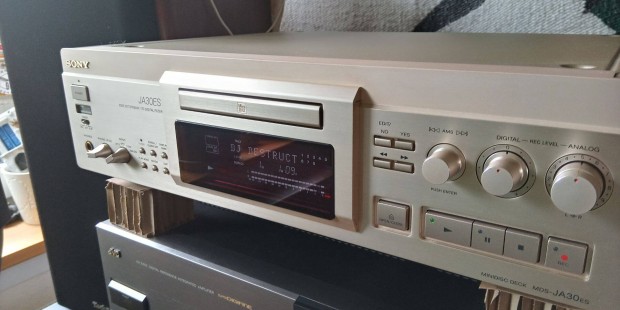 Sony MDS-JA30Es minidisc elad!