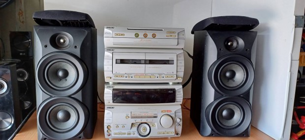 Sony MHC-W550 hifi JVC hangfalakkal 