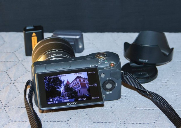 Sony Nex-3 tkr nlkli cserlhet objektves fnykpezgp