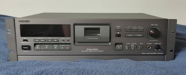 Sony PCM-R300 félprofi DAT Kitűnő állapotban!