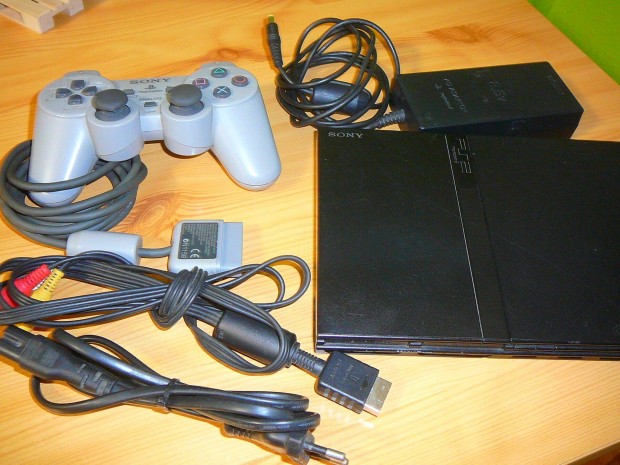 Sony PS2 slim jtkkonzol tartozkaival+ 1 jtk