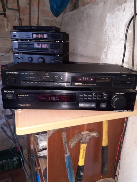 Sony,Pioneer radio tuner eladó.