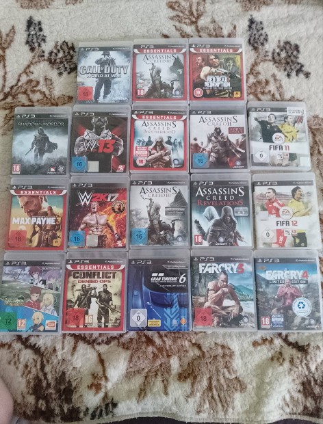 Sony Playstation 3 Super Slim 500GB+18db játek,1db kontroller,kábelek