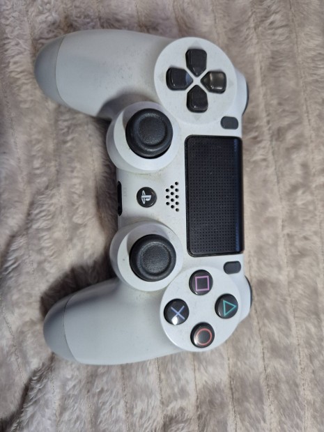 Sony Playstation 4