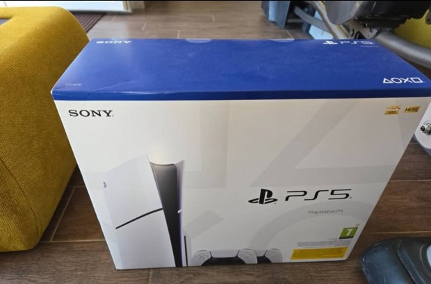 Sony Playstation 5 Ps5 slim 1tb bontatlan 2 kontroller 3év garancia