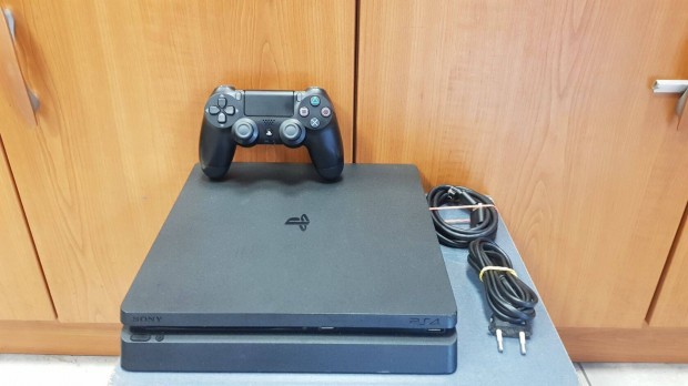 Sony Playstation PS4 Slim 500GB Fekete Garis !