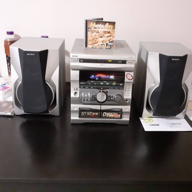 Sony RX77 Hi-fi torony