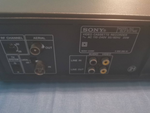 Sony SLV-X37ME VHS Lejátszó