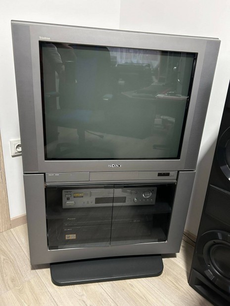 Sony SLV-X9 s Sony Trinitron TV