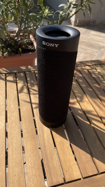 Sony SRS-XB23 bluetooth hangszr