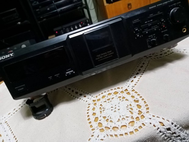 Sony TC-KE 240 kazetts deck elad