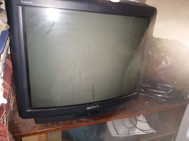 Sony Trinitron 61cm-es Tv elad