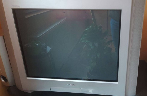 Sony Trinitron TV