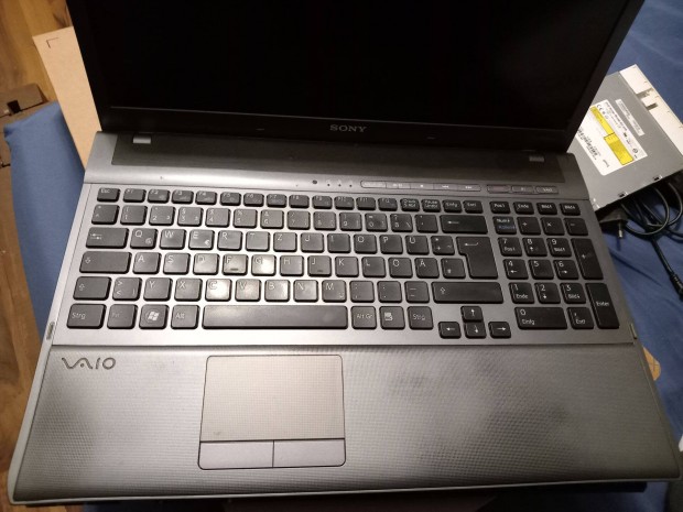 Sony VAIO Notebook Laptop i7 pcg bontdik kijelz 16'4 collos FHD