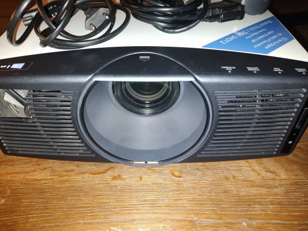Sony VPL-HS20 projektor