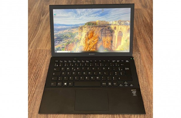 Sony Vaio pro 13 Ultrabook i5, 4GB RAM, 128SSD