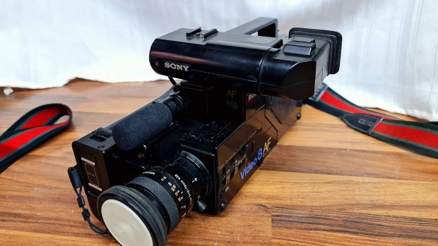 Sony Video8 2db kamera eladó