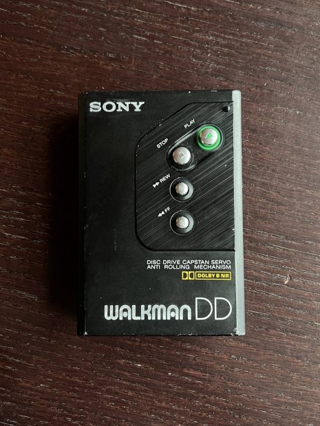 Sony WM-DD10 walkman tkondizva, feljtva