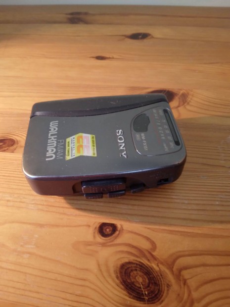 Sony WM-FX151 walkman, rádiós kazettás magnó