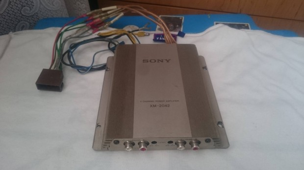 Sony XM-2042 autós hifi erősítő, autó erősítő