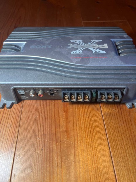 Sony XM-SD12X erősítő