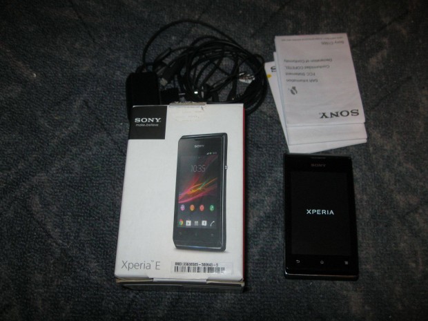 Sony Xperia E mobiltelefon
