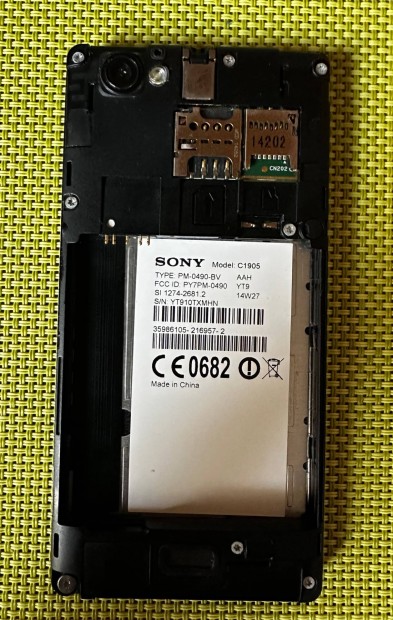 Sony Xperia M (C1905) alkatrésznek