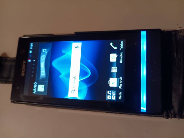 Sony Xperia U (T-Mobile) mobiltelefon elad