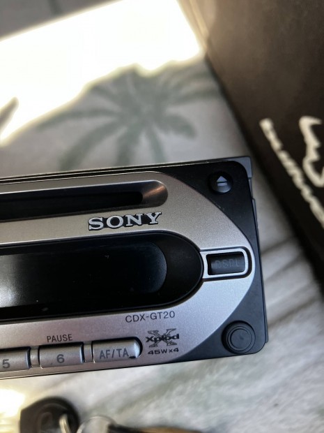 Sony Xplod Fejegysg Hama Transmitterrel