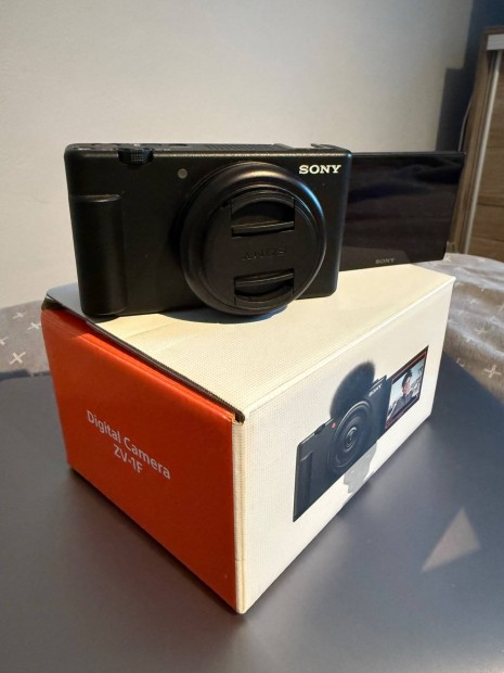 Sony ZV-F1 vlog kamera