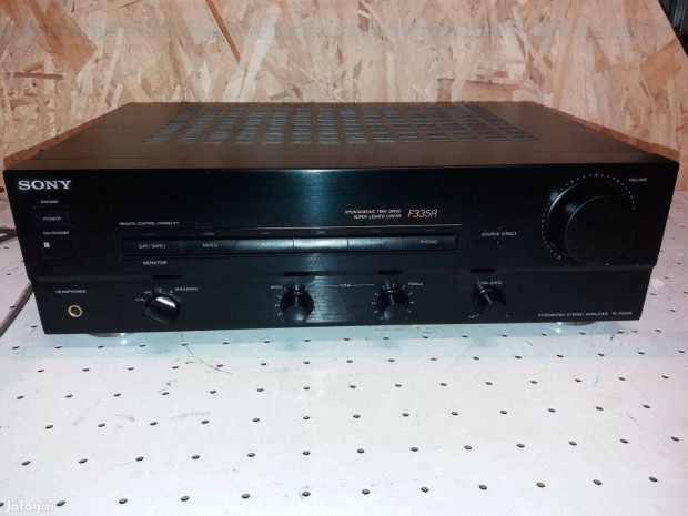Sony -F335R sztereó erősítő 4hangfal kimeneteles!