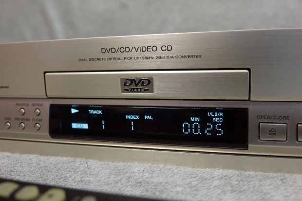 Sony cd dvp s715 deck