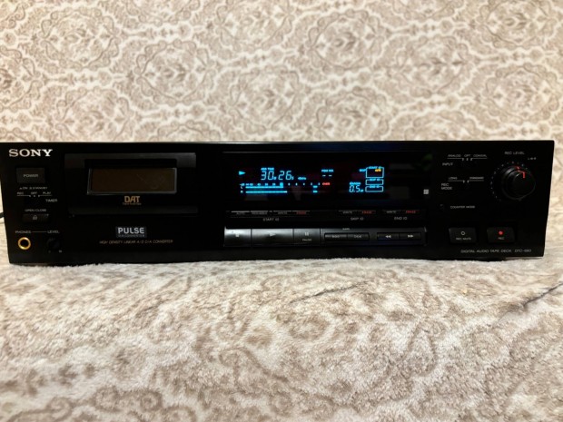 Sony dtc-690 dat