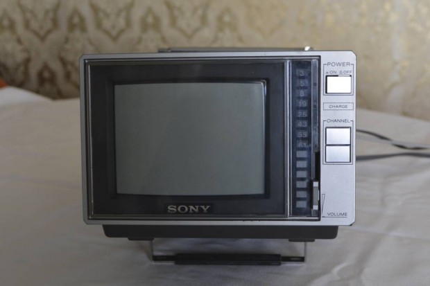 Sony kv-6000be 14 cm szines tv 1982