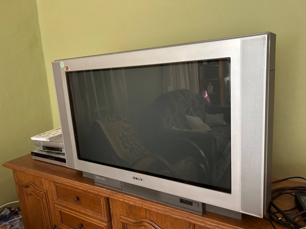 Sony televzio 100hz