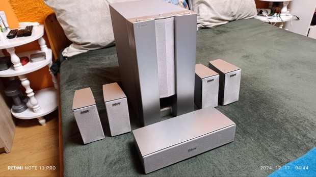 Sony újszerű 5.1 hangfalszett aktív mélyládával
