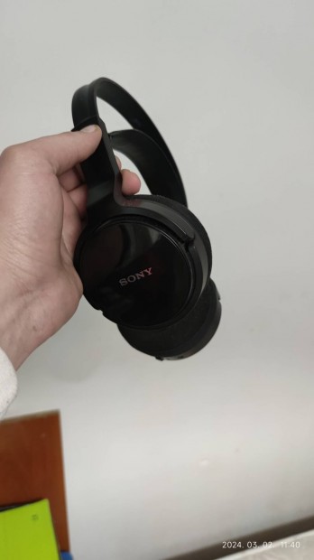 Sony vezetknlkli fejhallgat 100m ig