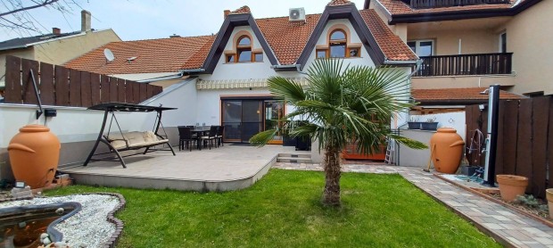 Sopron,159nm,csaldi hz +661nm(800)telken elad!el