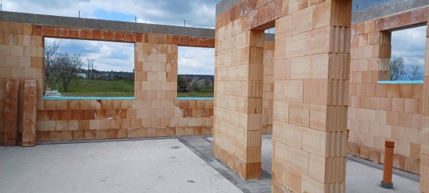 Sopron,j,Ikerhzak elad! Szuper csaldi otthonok!