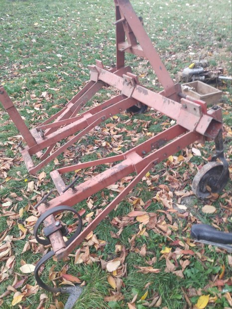 Sork�zm�vel� elad� 