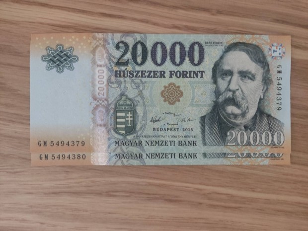Sorszm Kvet 20.000 Forintos UNC bankjegyek