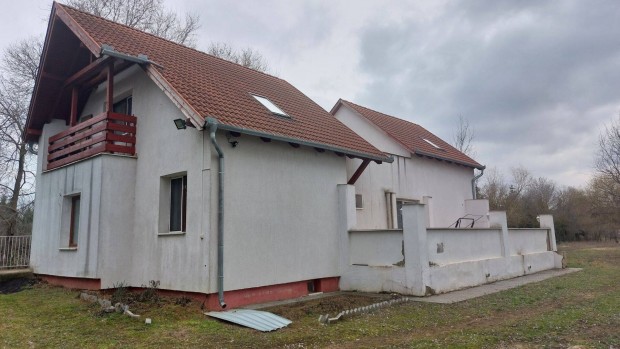 S�st�hegyen Rengeteg Lehet�s�get rejt� ingatlan elad�