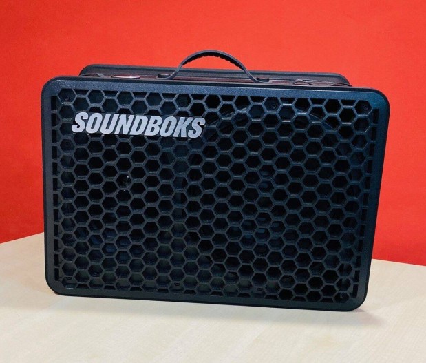 Soundboks Go Akkumultoros hordozhat bluetooth hangfal