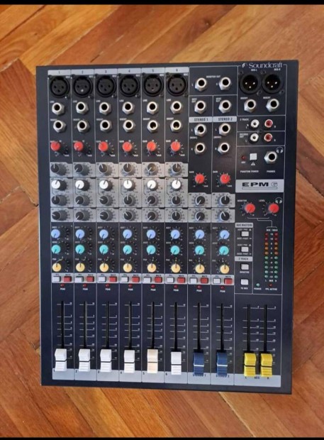 Soundcraft EPM 6 zenekari kever